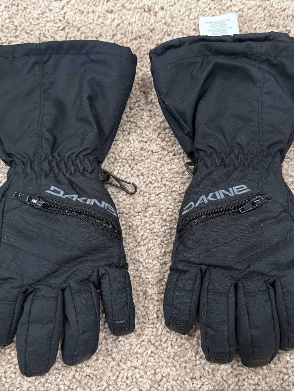 Dakine Black Winter Snow Gloves with Zipper Pocket